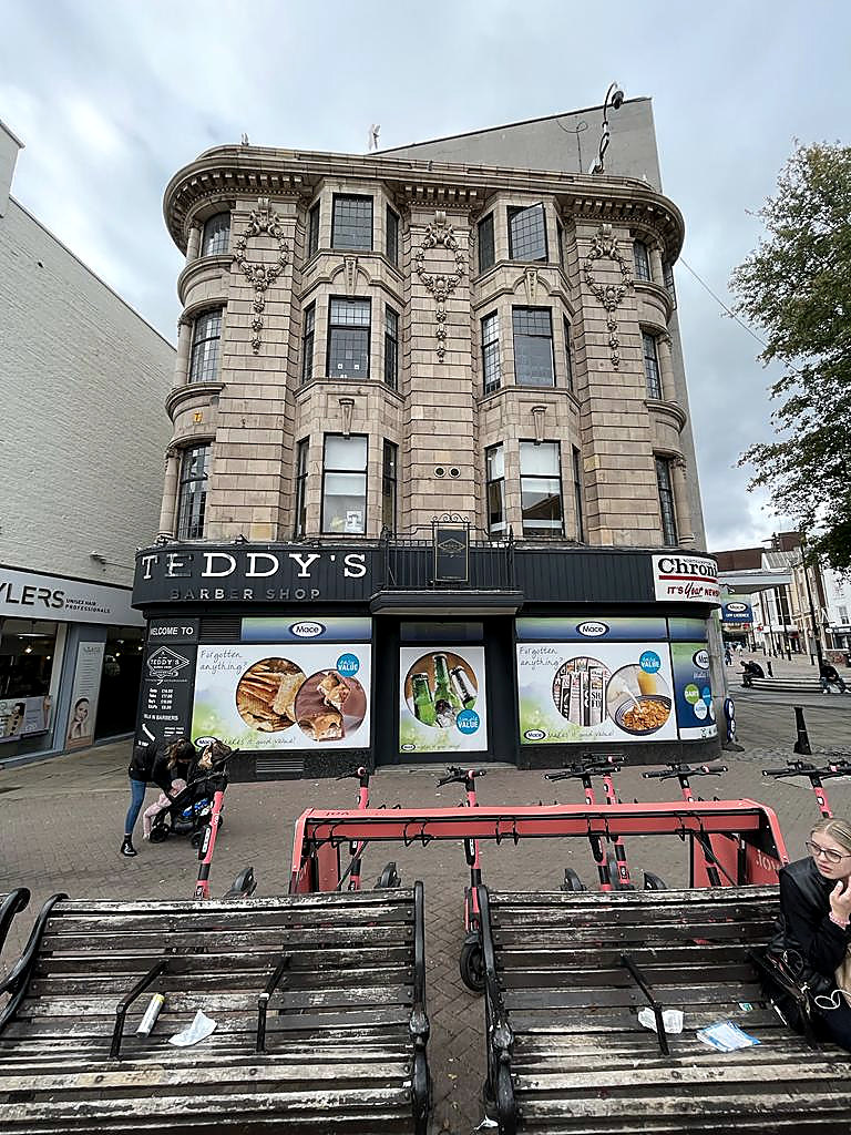 10&ndash;11 Mercers Row &mdash; the locally listed frontage the brief required us to keep